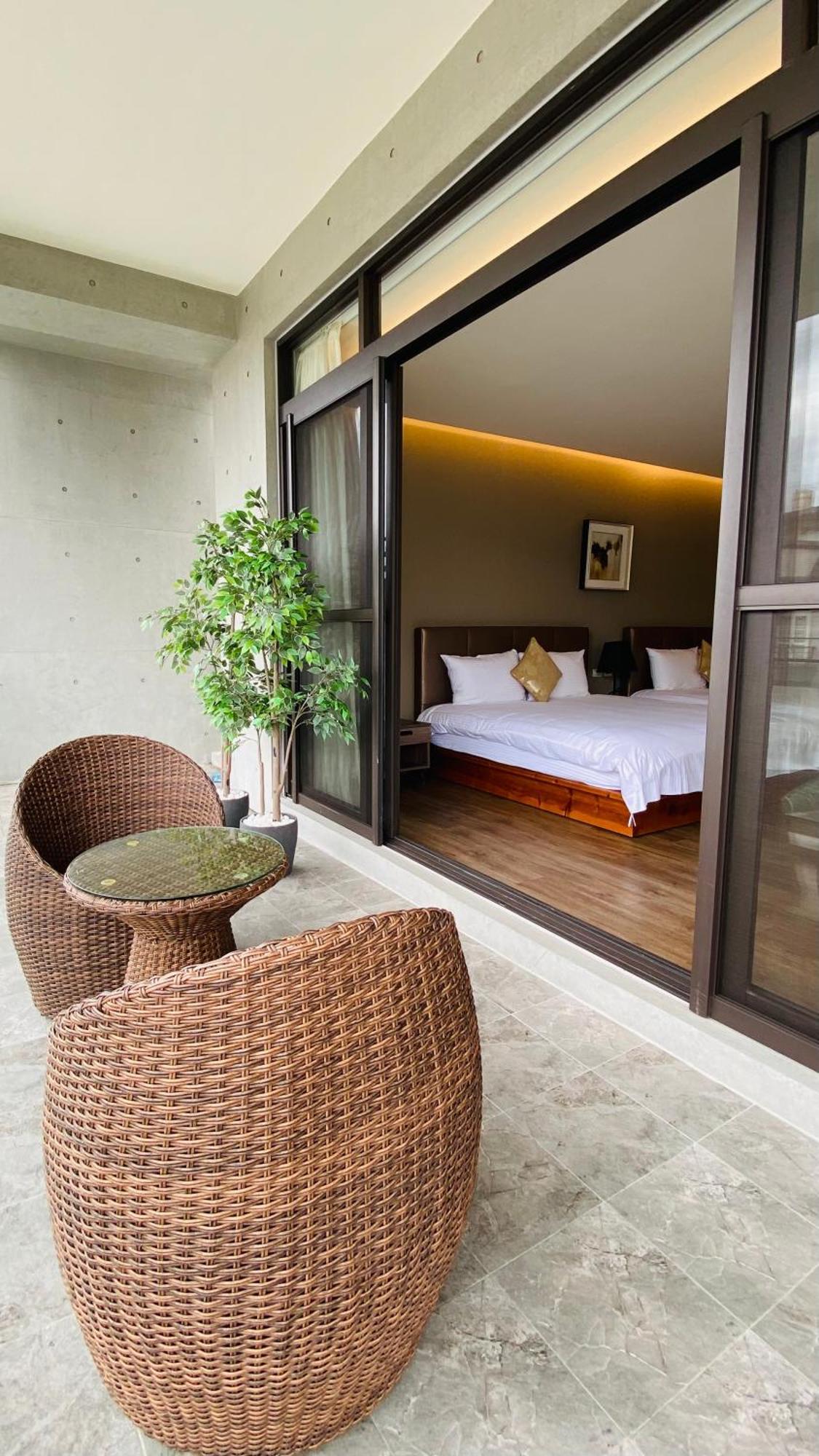 Meet Gaudi Apartment เมืองฮวาเหลียน ภายนอก รูปภาพ